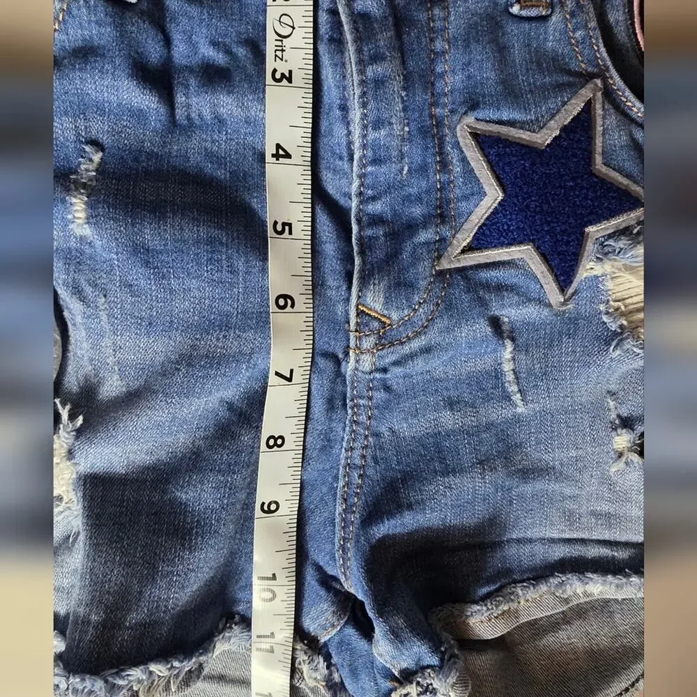EXPRESS JEANS Women's Distressed Denim Cut-Off Shorts Size 6 - Unique Patches